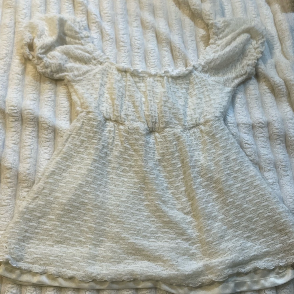 Liz Lisa White babydoll top - Picture 2 of 3